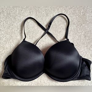 🤩2 for $30😘 Pink by Victoria Secret Light Push-Up Bra